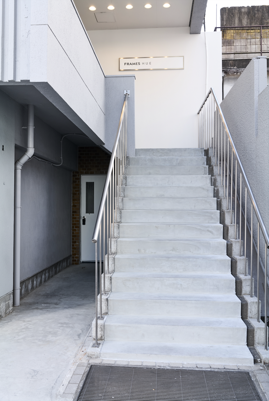 FRAMES HUE | 店舗